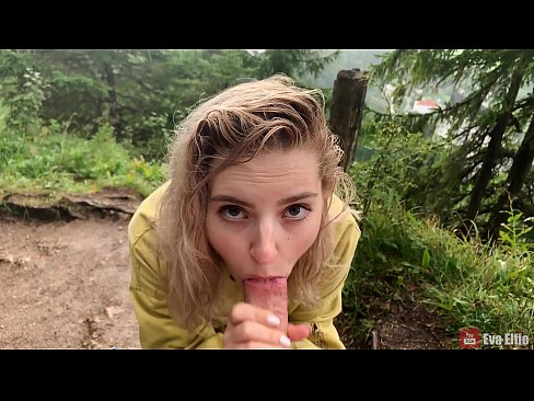 ❤️ Une fille avale du sperme après une fellation publique - Eva Elfi Porno vk at fr.assistirhentai.ru